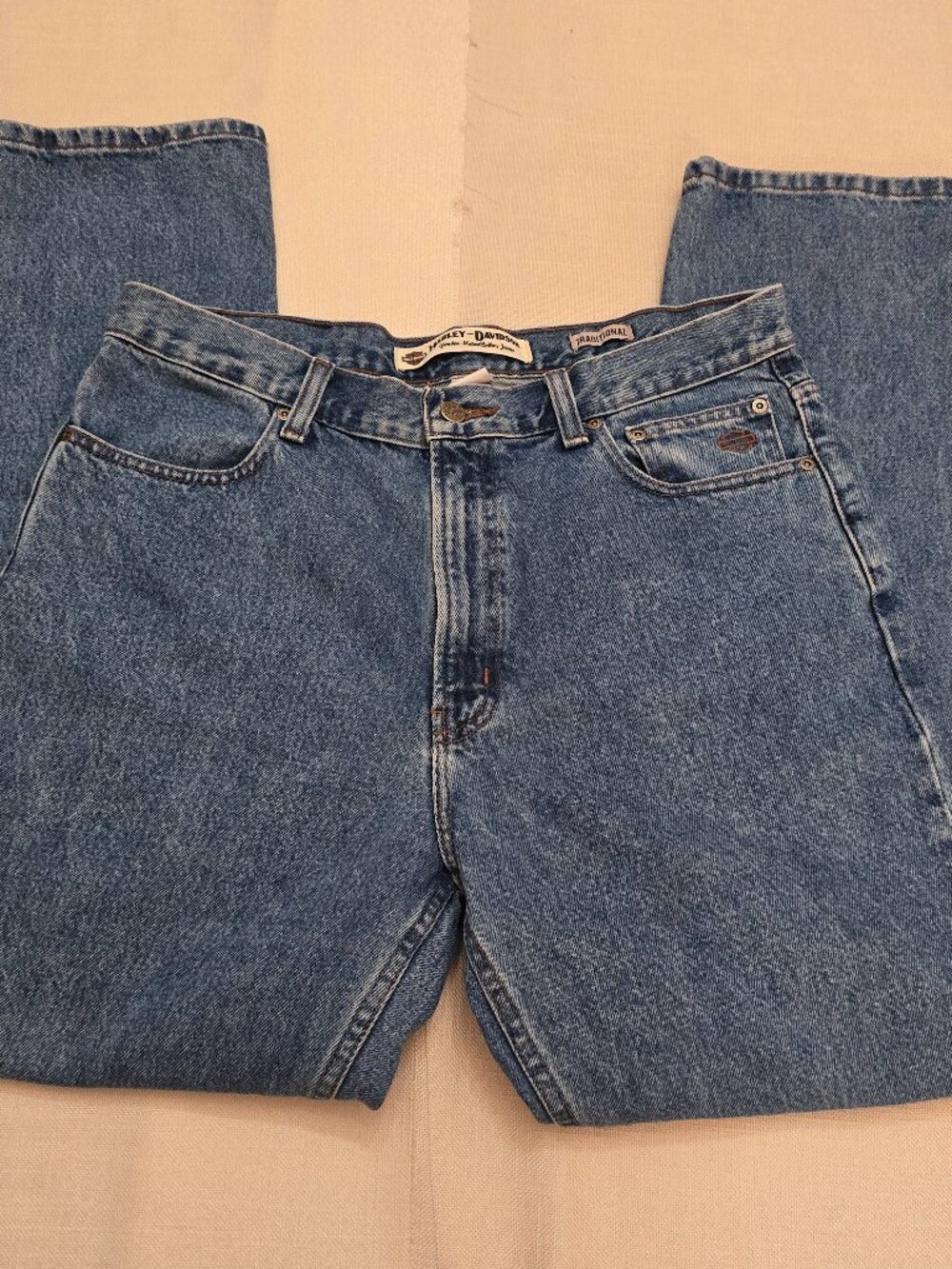 Bikercore Harley-Davidson medium wash denim jeans